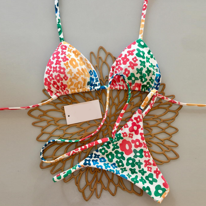 Floral contrast bikini