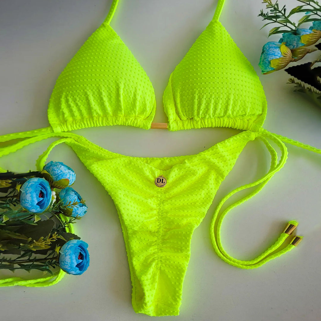 Fashionable retro strappy resort style bikini