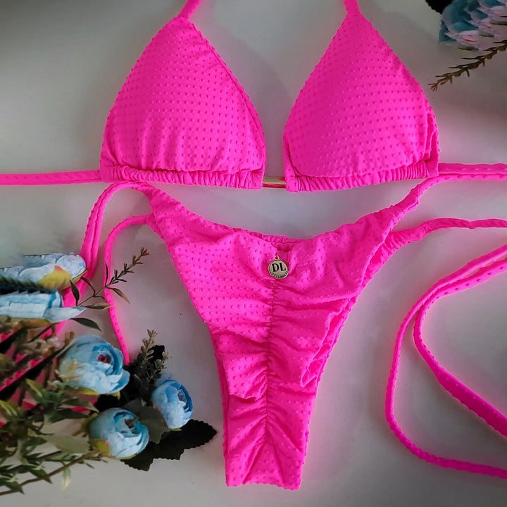 Fashionable retro strappy resort style bikini