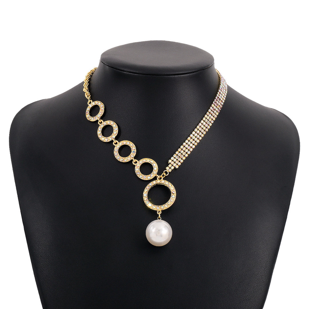 5 Imitation Pearl Circle Claw Chain Full Diamond Personalized Necklace