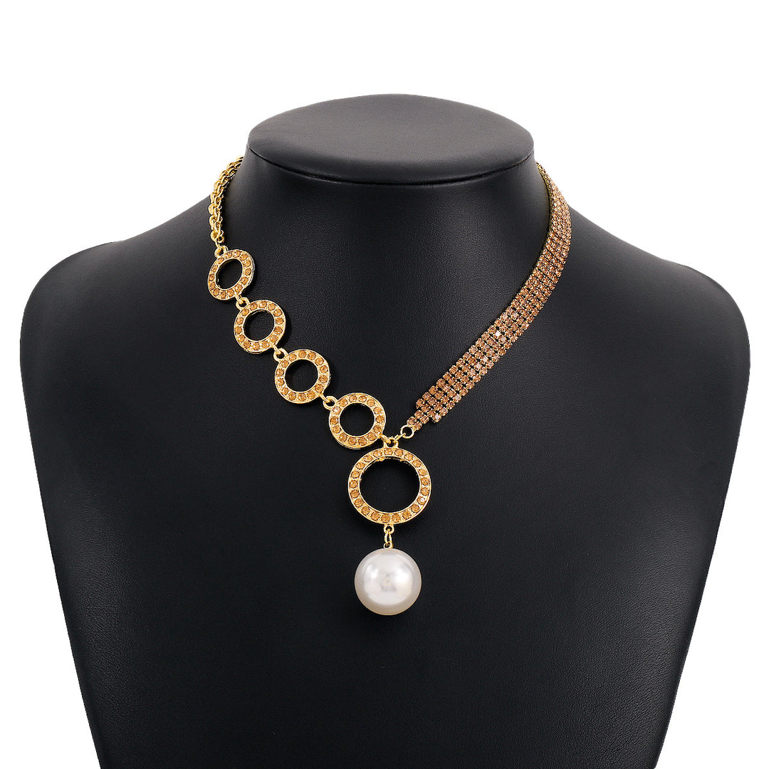 5 Imitation Pearl Circle Claw Chain Full Diamond Personalized Necklace