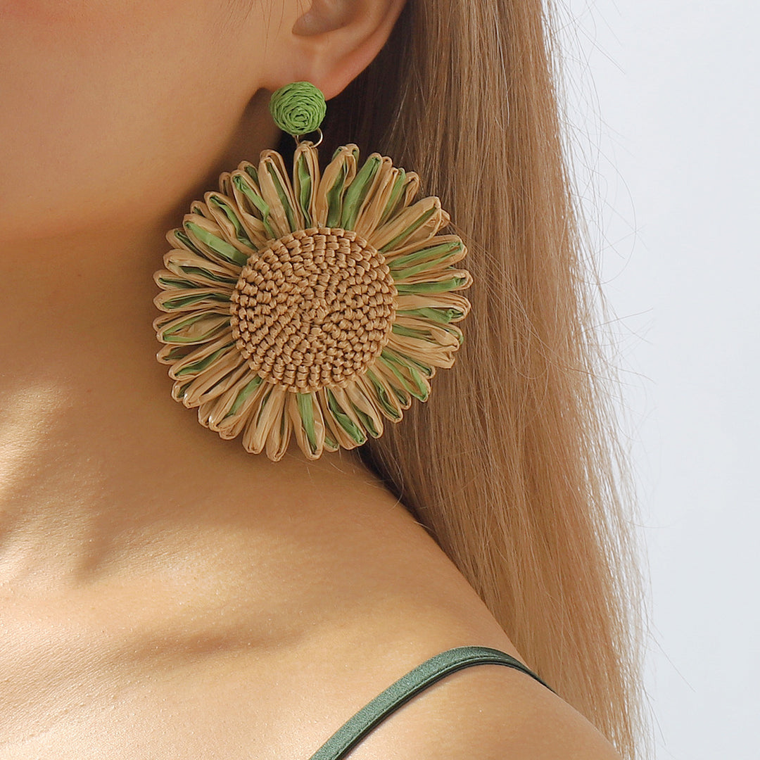 Retro Exaggerated Sunflower Holiday Street Earrings