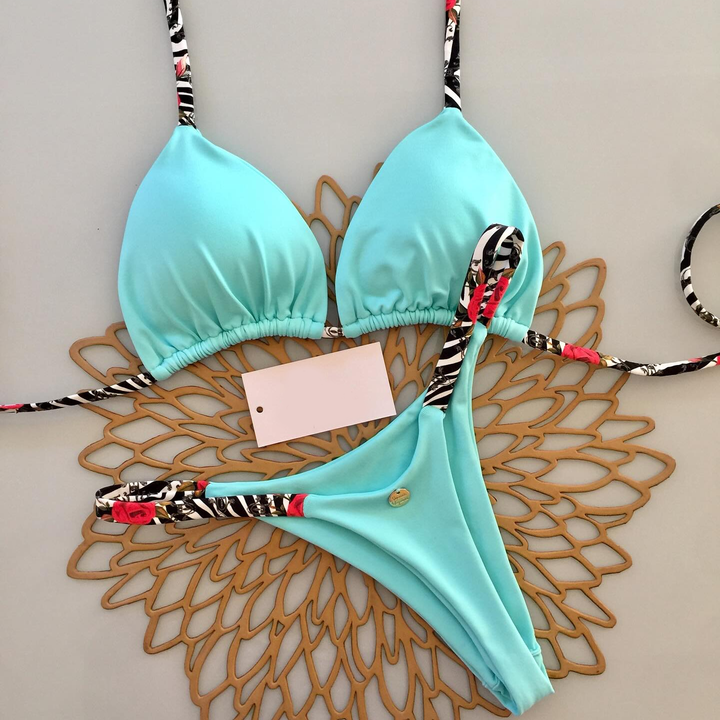 Fashionable holiday style contrast color two-piece bikini