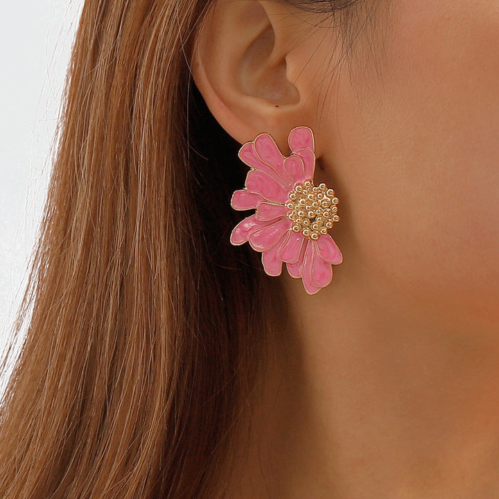 women's retro alloy flower stud earrings