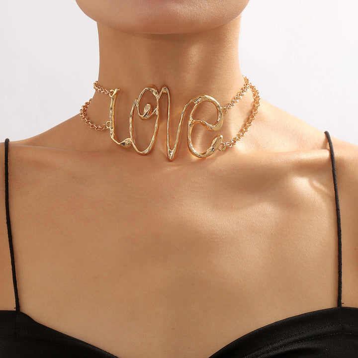 Exaggerated letters, cool necklace, retro fashionable hip-hop style necklace