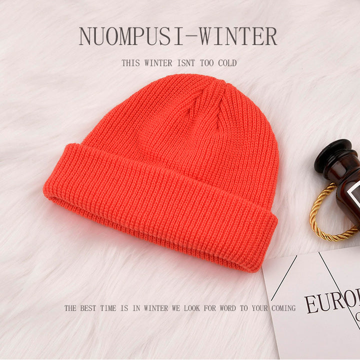 Autumn and winter short knitted hat