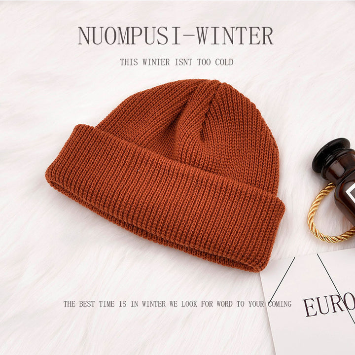 Autumn and winter short knitted hat