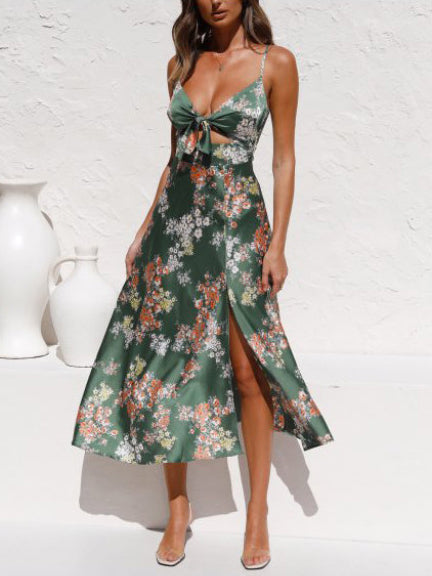 Elegant holiday style suspender print dress